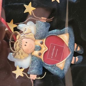 ST. NICHOLAS SQUARE ANGEL ORNAMENT FRAMES